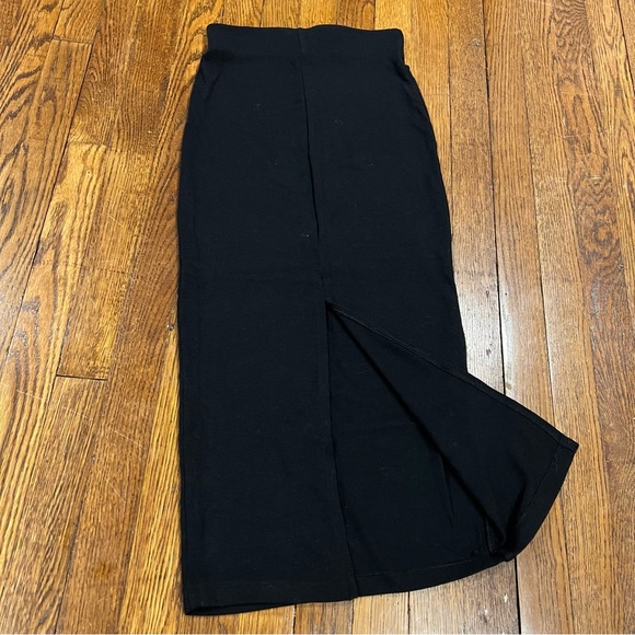 ARITZIA • WILFRED FREE knit skirt XS - Picture 3 of 4